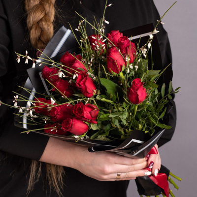 Букет из Кенийских красных роз 15 шт. 28447-Кр