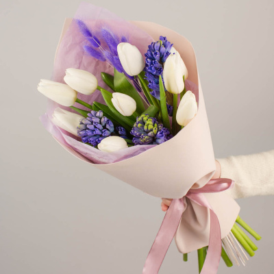 Букет из тюльпанов с гиацинтами (9+3) 46932