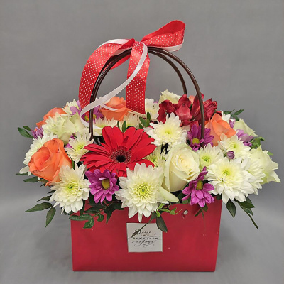 Сумочка с герберой и хризантемой "Яркое настроение" N 50832