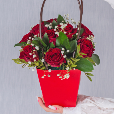 Сумочка с кенийскими розами N 38180-Кр